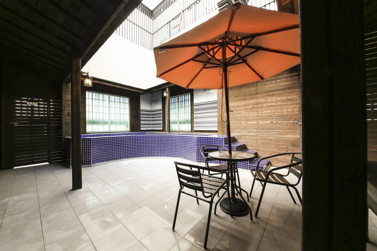 Almond Hotel Gupo Station Busan Ngoại thất bức ảnh