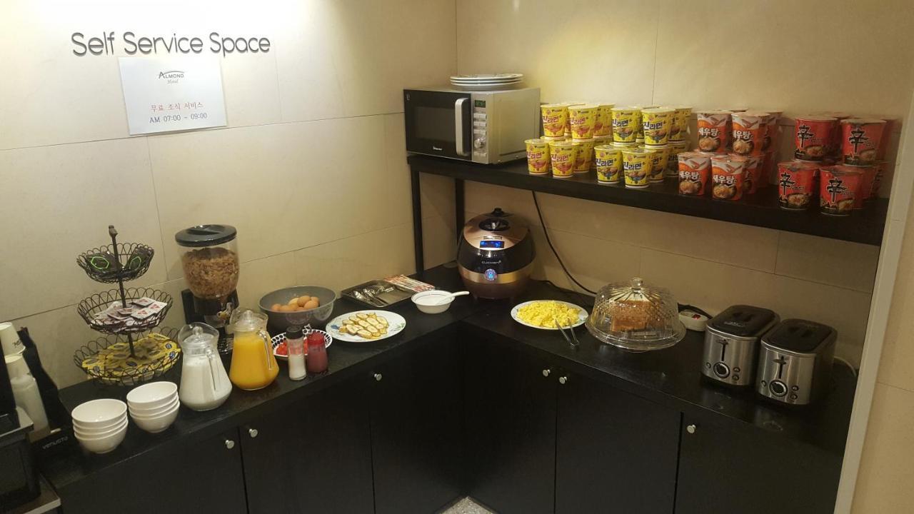 Almond Hotel Gupo Station Busan Ngoại thất bức ảnh