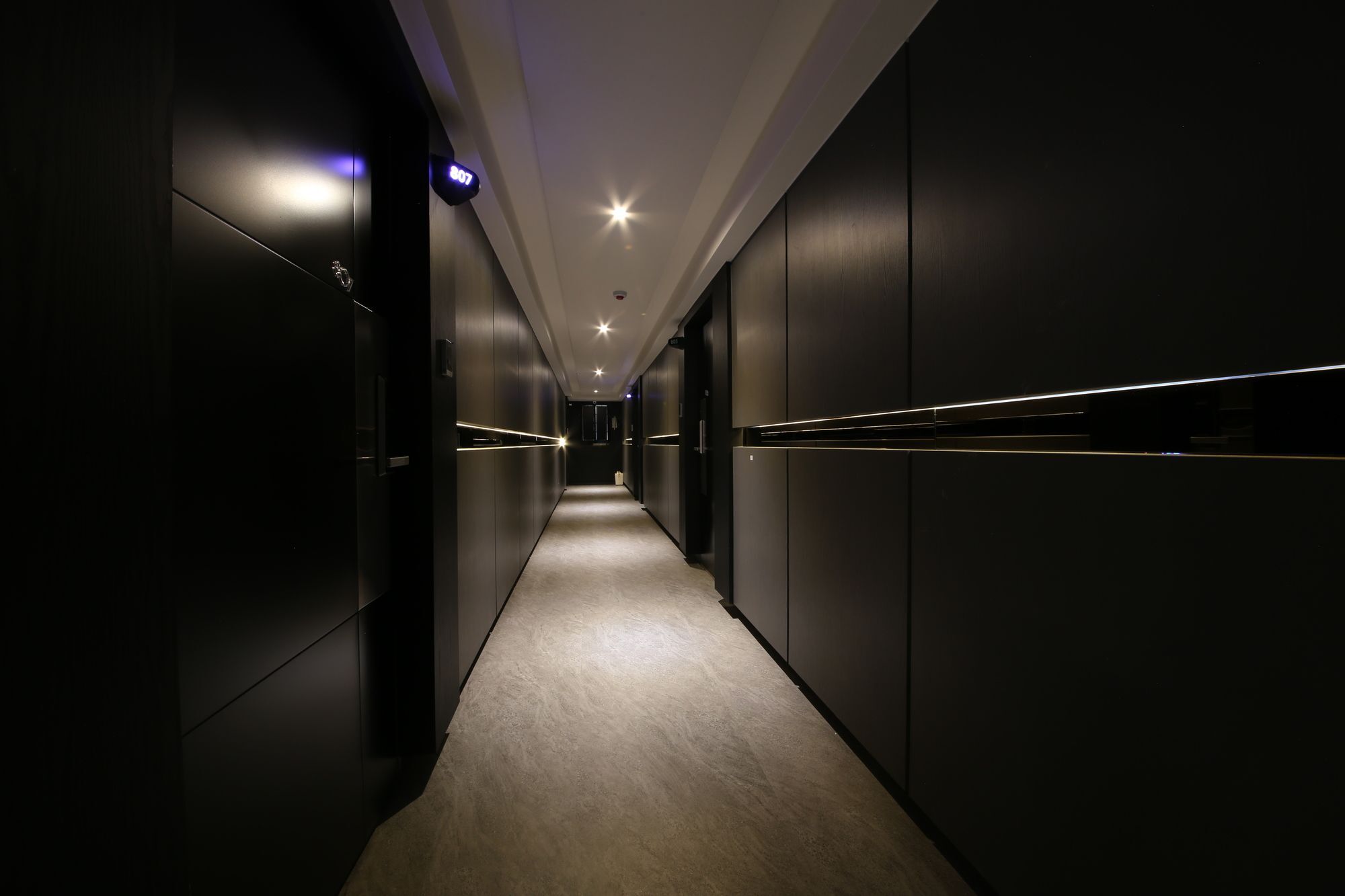 Almond Hotel Gupo Station Busan Ngoại thất bức ảnh