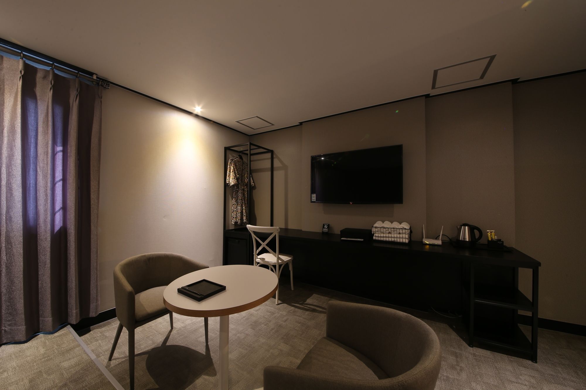 Almond Hotel Gupo Station Busan Ngoại thất bức ảnh