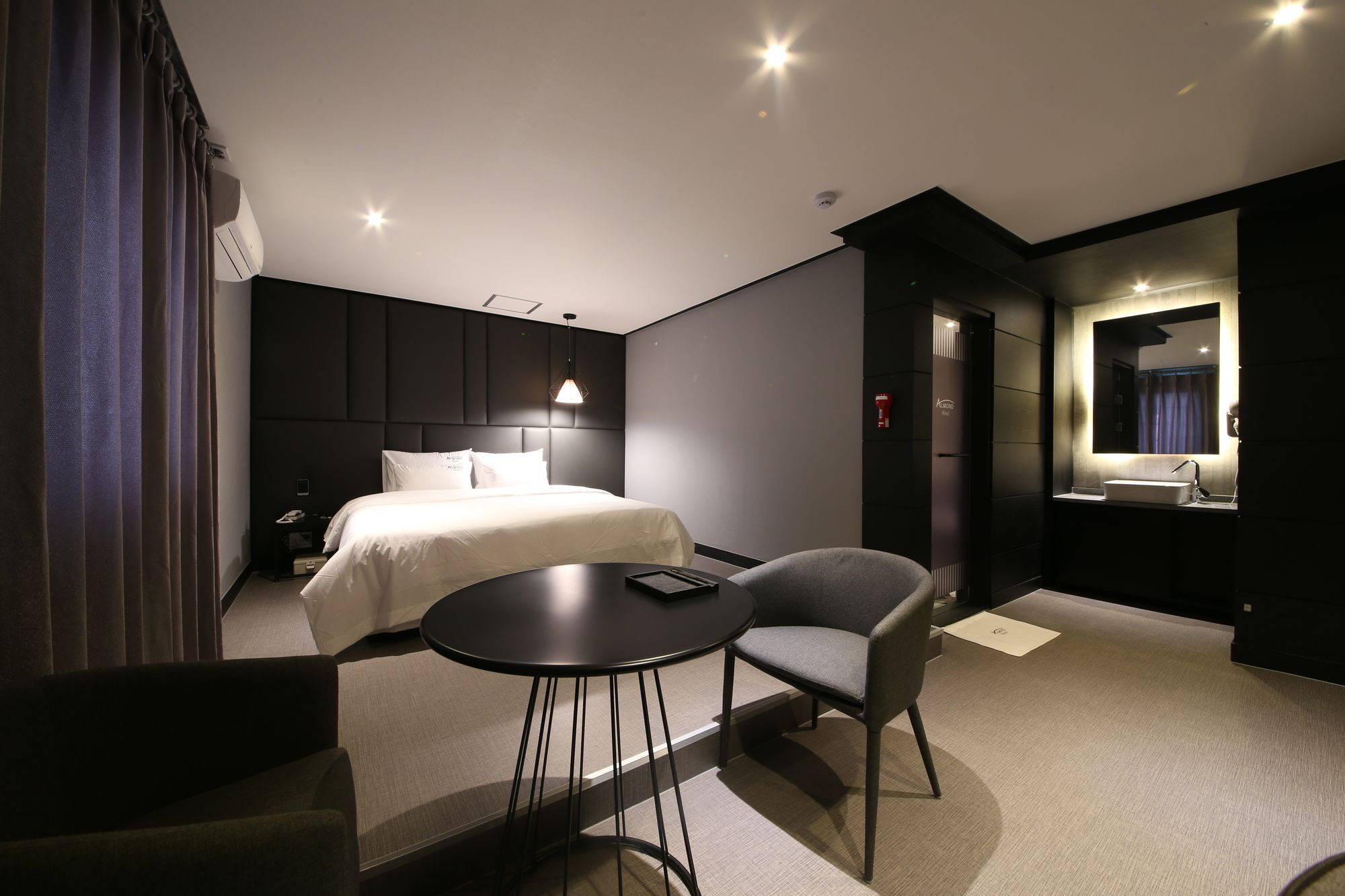 Almond Hotel Gupo Station Busan Ngoại thất bức ảnh