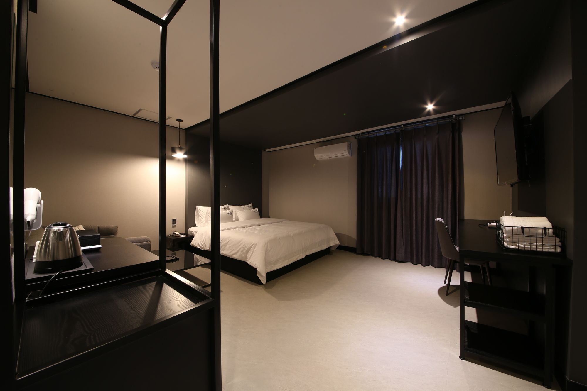 Almond Hotel Gupo Station Busan Ngoại thất bức ảnh