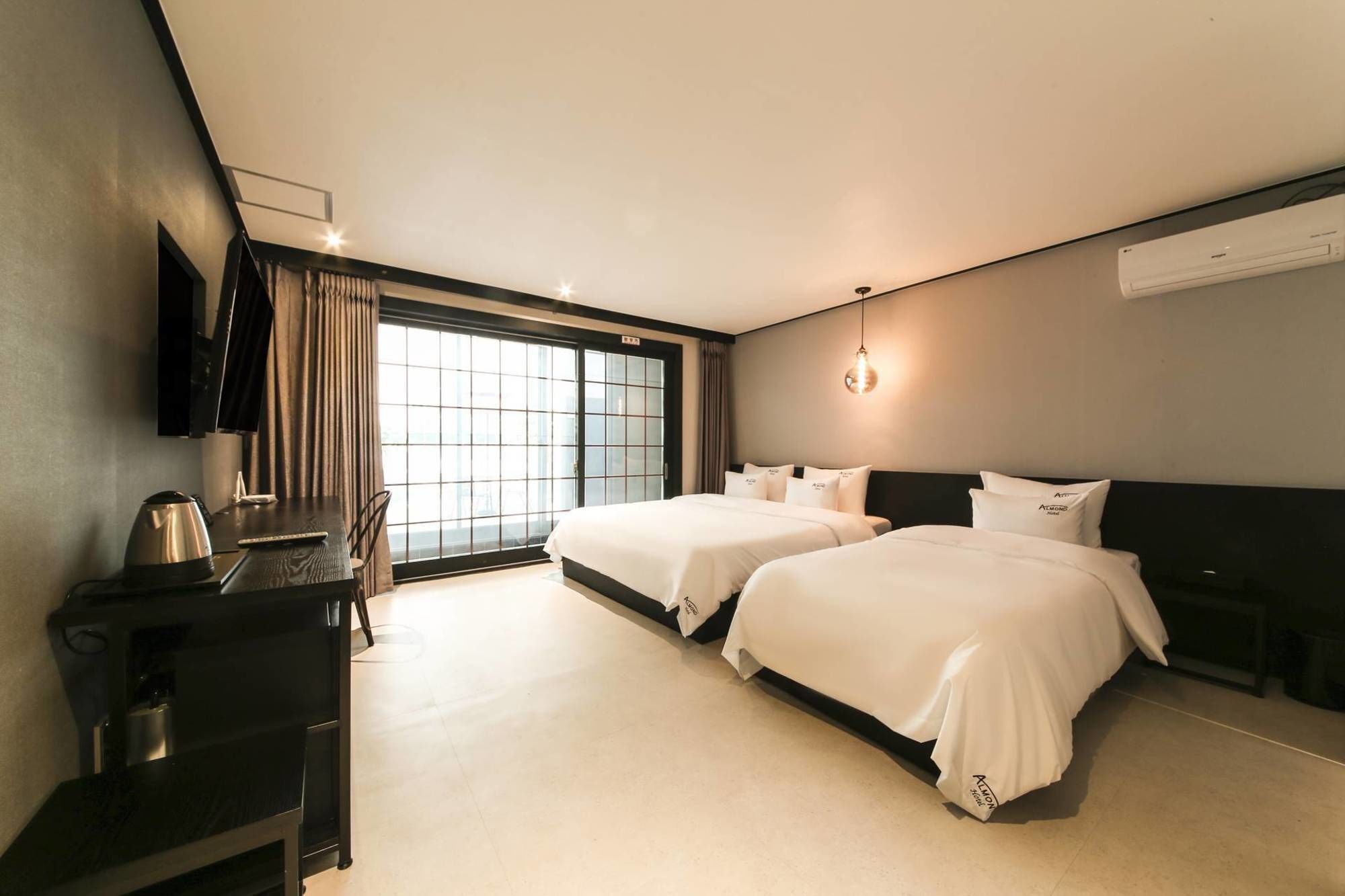 Almond Hotel Gupo Station Busan Ngoại thất bức ảnh