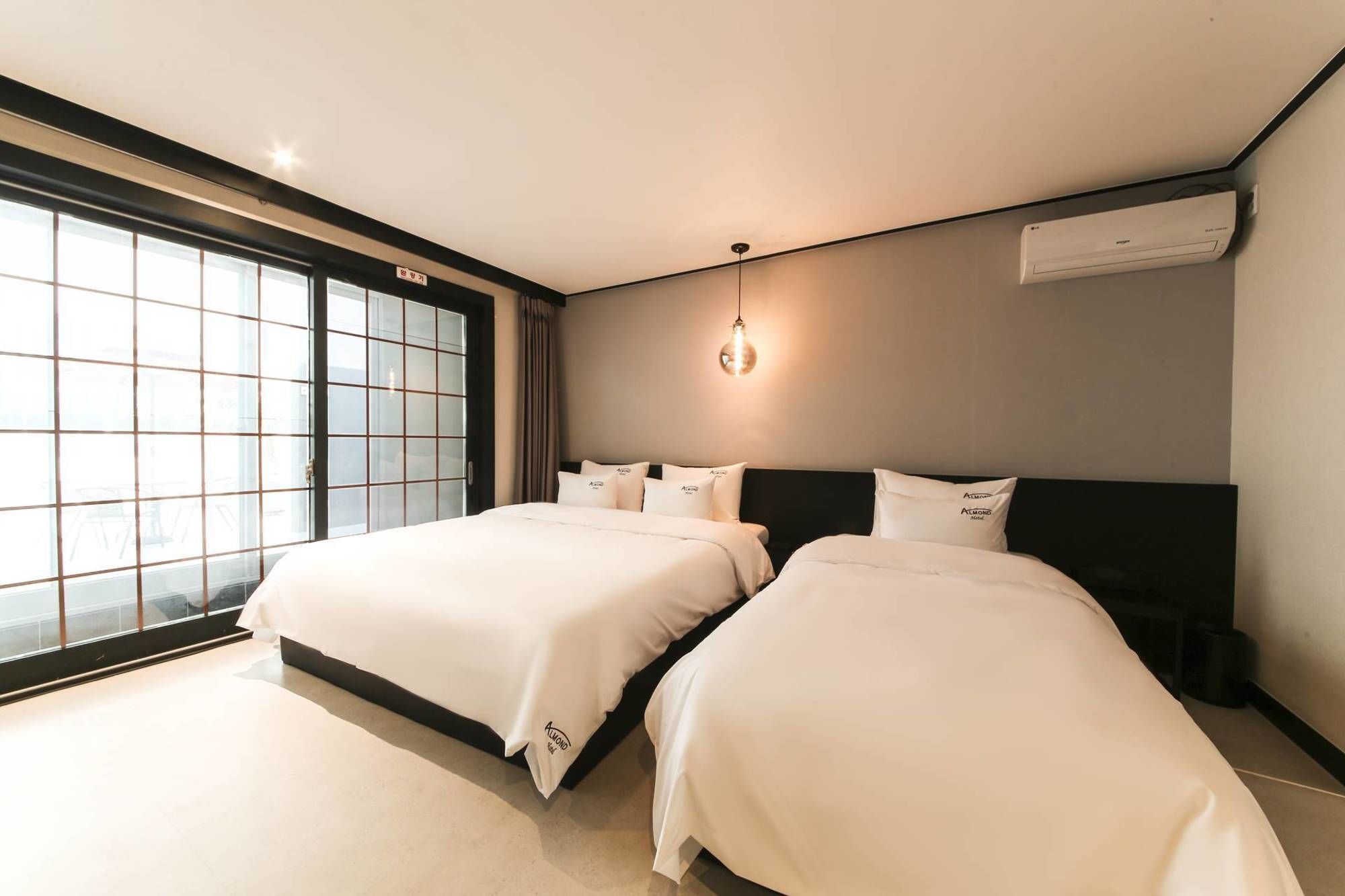 Almond Hotel Gupo Station Busan Ngoại thất bức ảnh